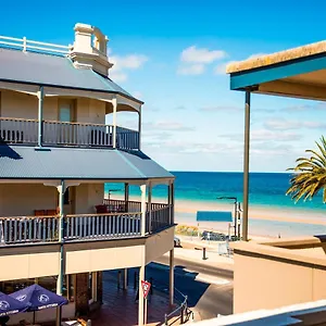 Esplanade 2*, Adelaide Australien